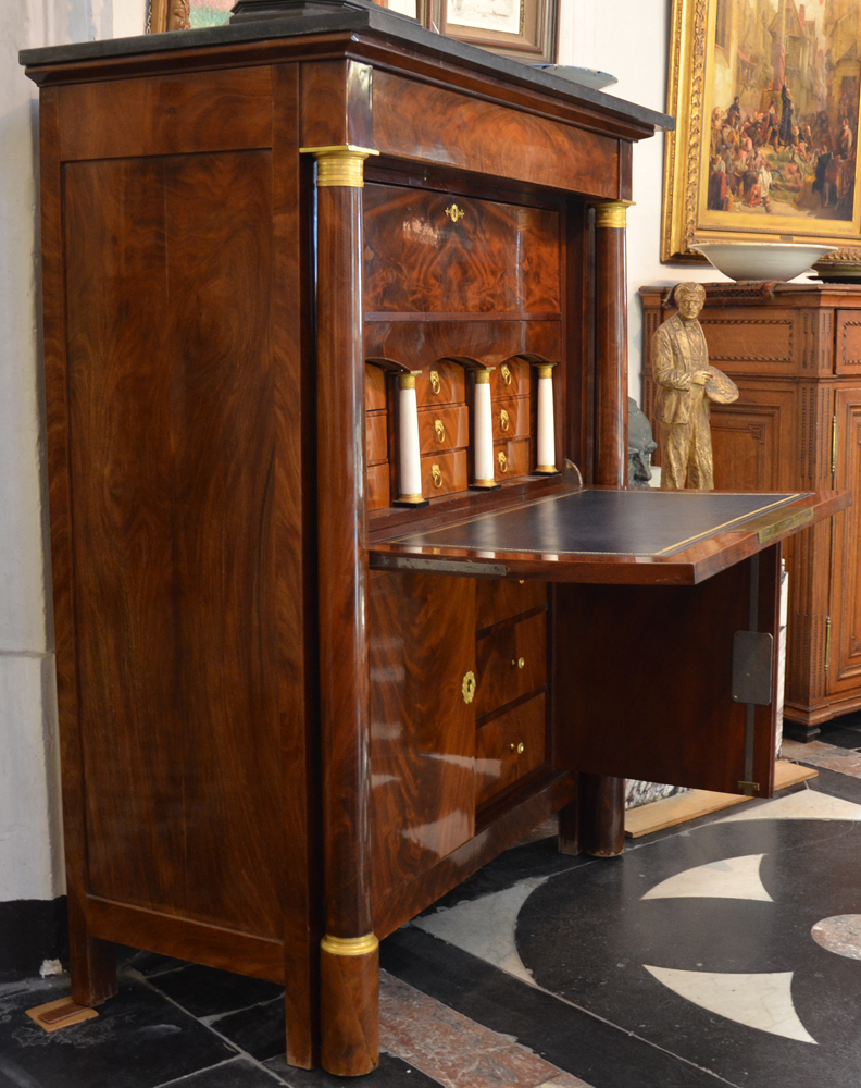Signed Empire Secretary Desk — Secrétaire à abattant empire signée de qualité supérieure
