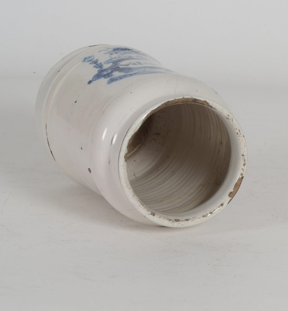 Delft apothecary jar 'Flor. Ros. Pa.' — interior of the 18th century albarello<br>