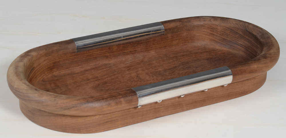 A 1970's Italian bread basket — Grand pannier à pain en bois et argent, Italien des années 1970