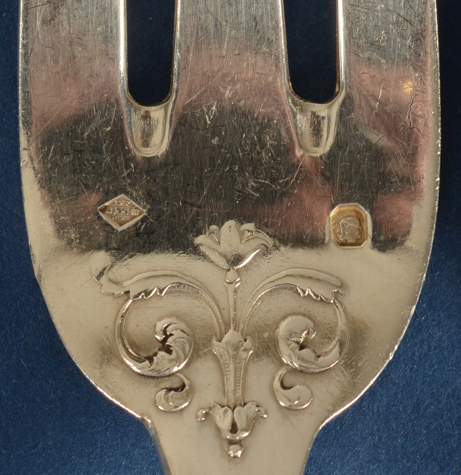 Roussel Fils et Cie (Paris) — All items marked with makers mark and alloy mark