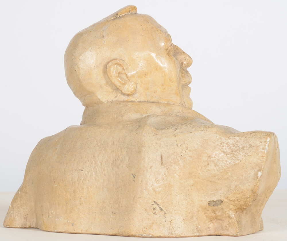Jozef Cantré — Back of the sculpture