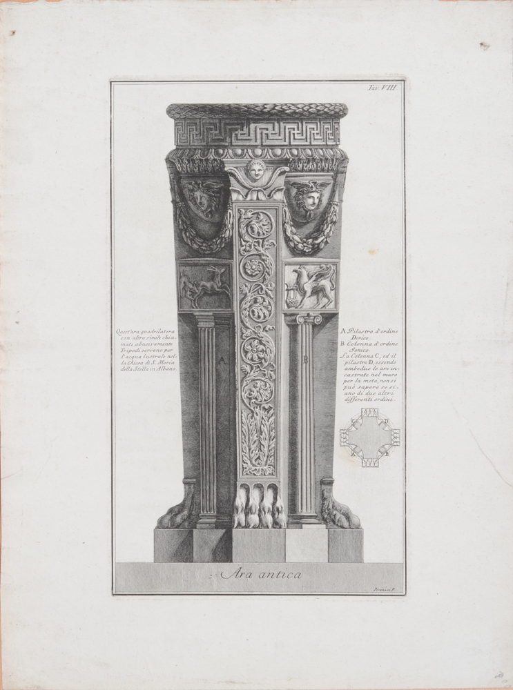 Giovanni Battista Piranesi Tav. VIII Ara antica engraving  — Gravure de Piranesi, l'antiquité représentée. Signée par l'artiste dans la gravure.