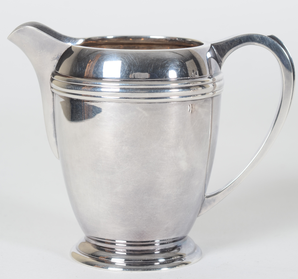 Wolfers Frères (Bruxelles) — the milk jug with silver handle