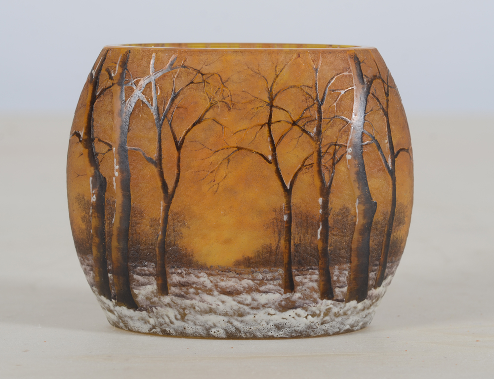 Daum Nancy Vase — Vase signé Daum Nancy en verre travaillé à l'acide et emaux