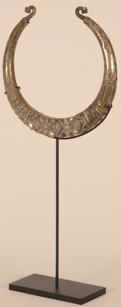 Afghan pectoral hanger — Other side