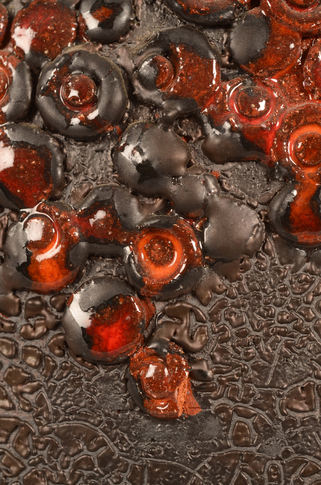 Rogier Vandeweghe — Detail of the chip at the decoration