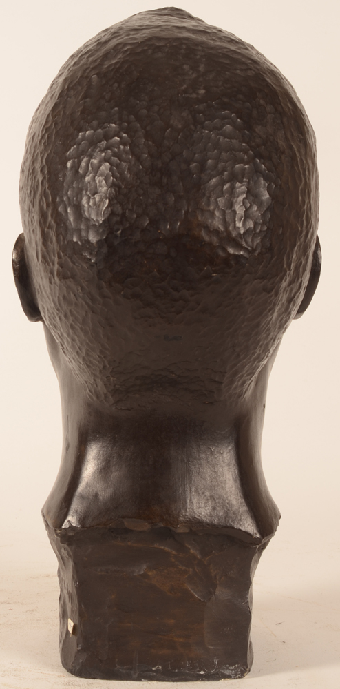 Roger Bracke — Back of the sculpture