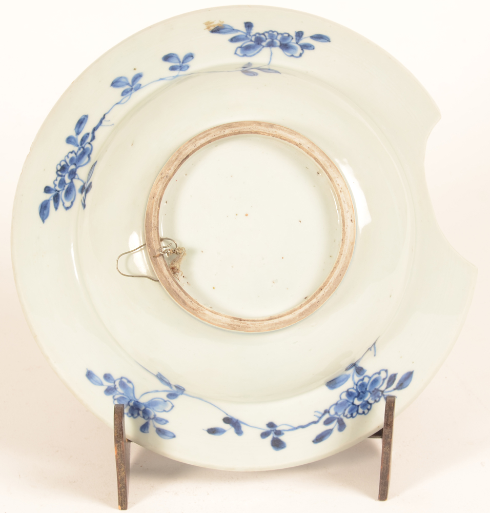 Chinese shaving dish — Back of the dish