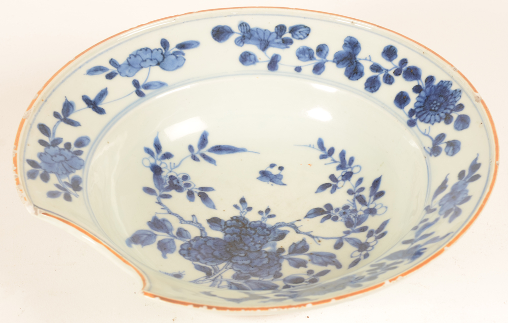 Chinese shaving dish — Alternate view of the shaving basin