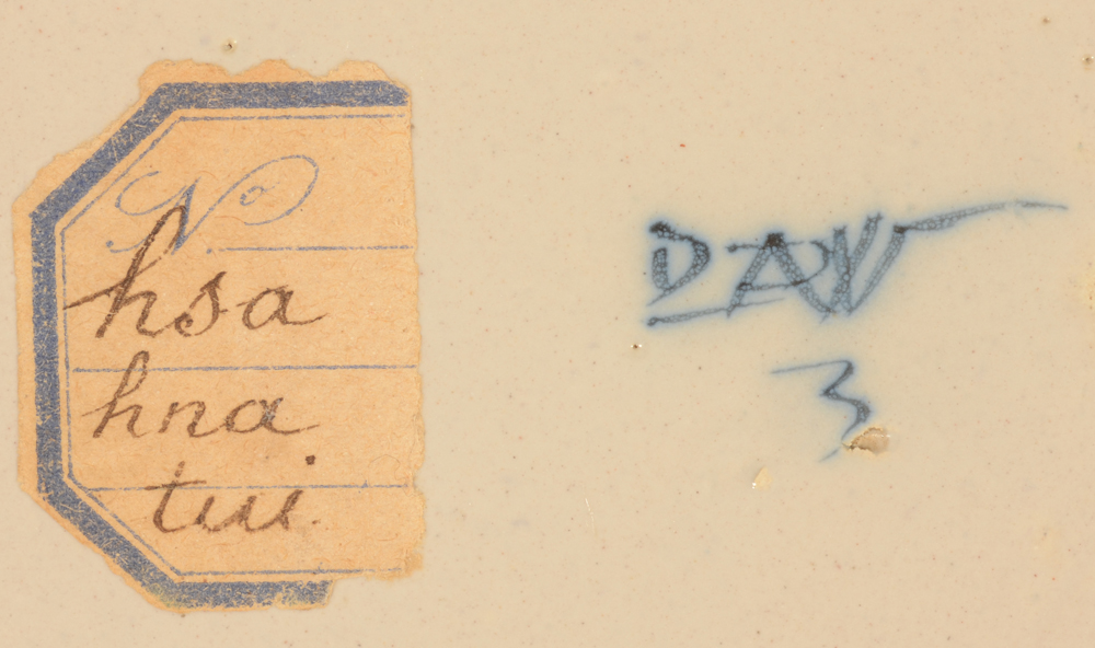 De Paauw Delft — Mark on the bottom of the plate