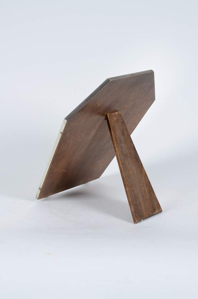 Delheid Freres — Back of the mirror with the original stand.