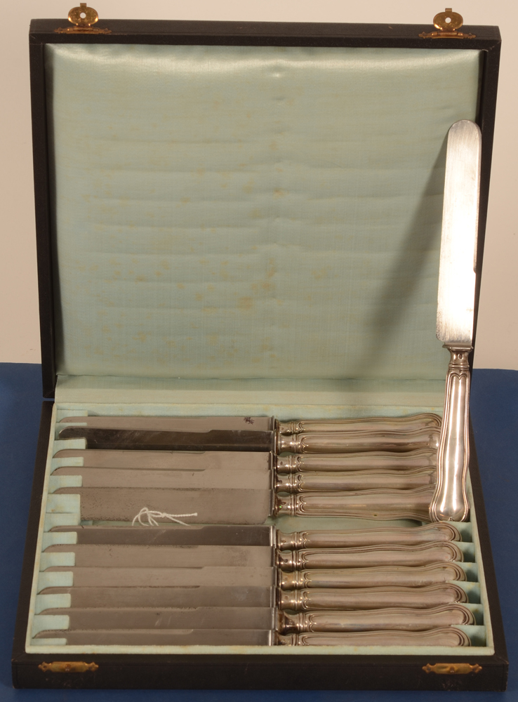 Delheid Frères Filets — 12 grands couteaux Filets, lames d'origine