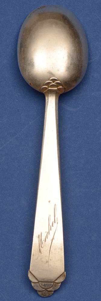 Delheid Freres — Back of the spoon, showing the engraving of the name: Michel