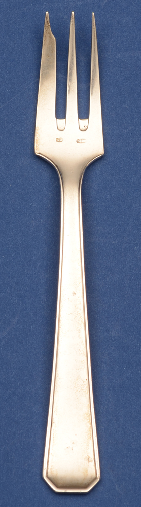 Delheid Freres — Fourchette a gateaux en argent art deco de Delheid Freres, modele 43