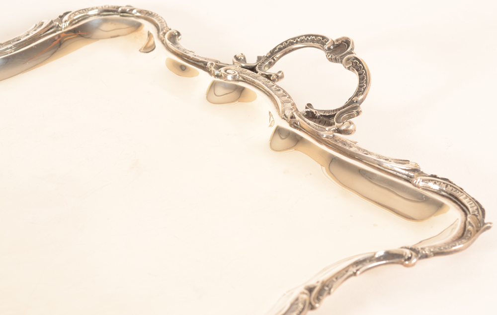 Delheid Freres — Detail of one of the handles