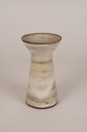 1956-1960 — Vase, 17,3 x 10 cm, impressed mark "JM" &amp; glaze formula (bottom).
