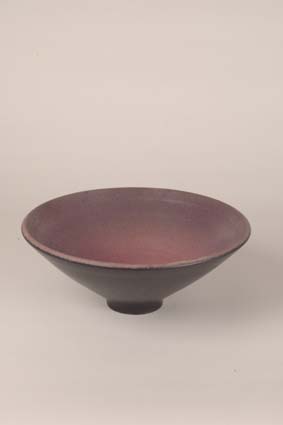 1958-1960 — Bowl, 11 x 28 cm, written monogram "JM" (bottom).