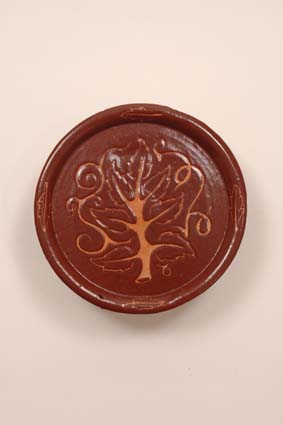 1940-1941 — Plate, diam. 20 cm, signed "Joost Mar&eacute;chal" (bottom).