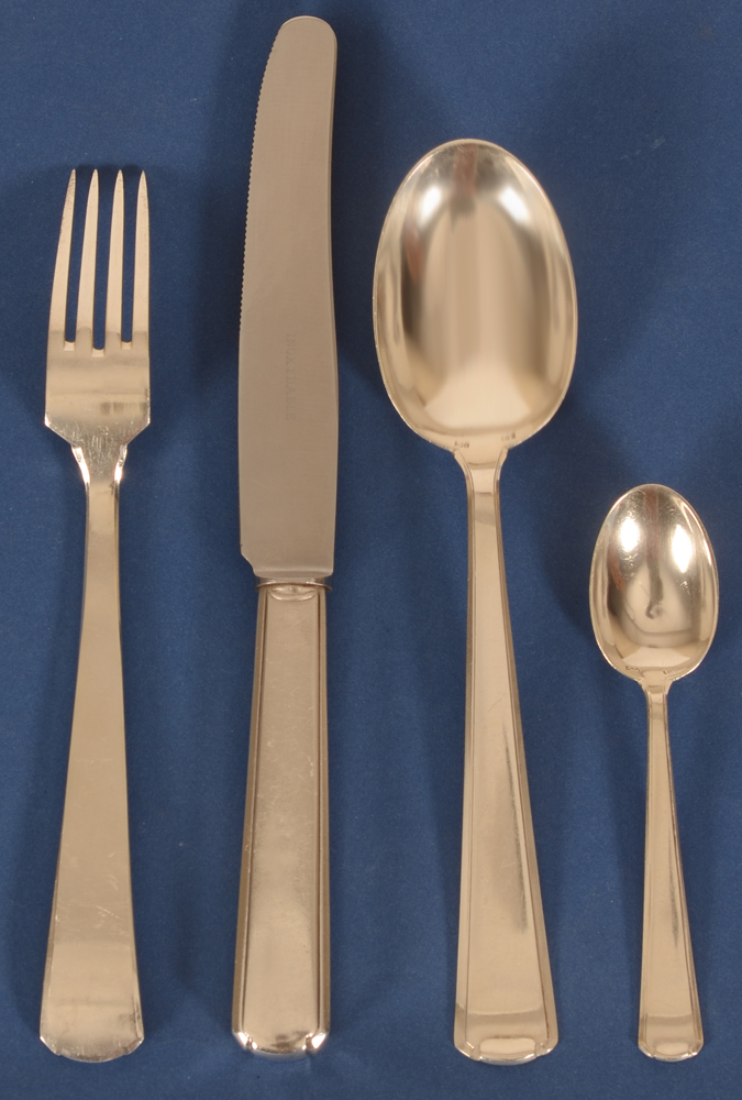 Vereinigte Silberwarenfabriken Düsseldorf — Silver Entree fork, knife and spoon and coffee spoon in silver