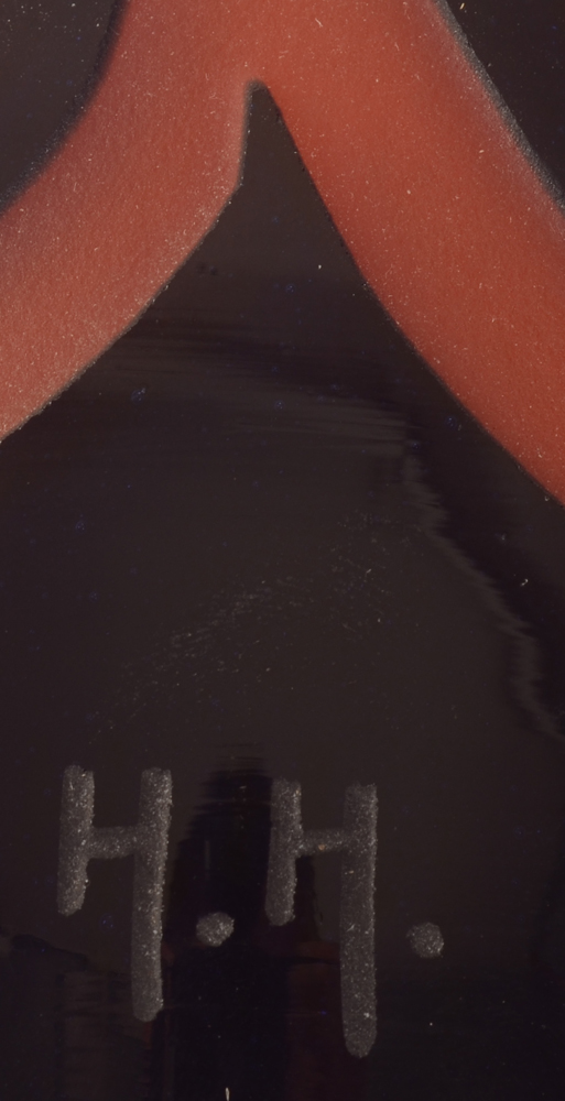 Henri Heemskerk — Detail of the engraved signature near the base rim