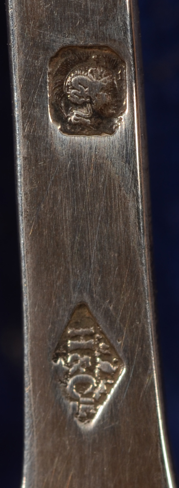 Hénin et Cie — Detail of the marks at the back