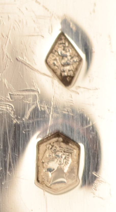 Henin et Co — Marks on the fish cutlery: makers mark and poincon de mercure alloy mark for 950/1000