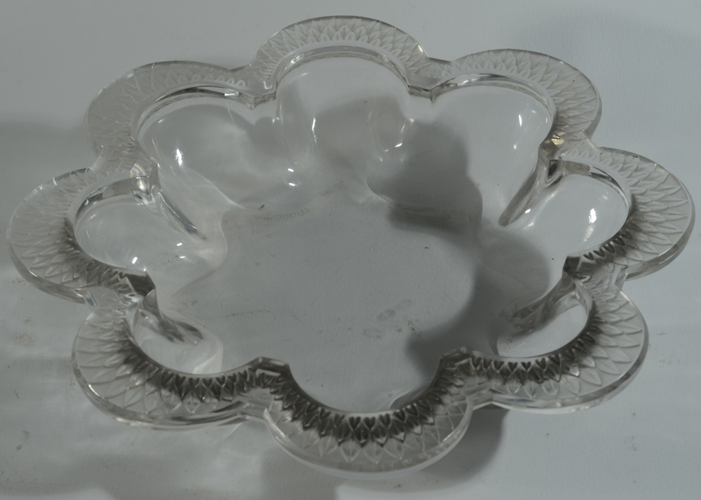 Lalique, France — A good scalopped shaped glass dish, probably 1940's.