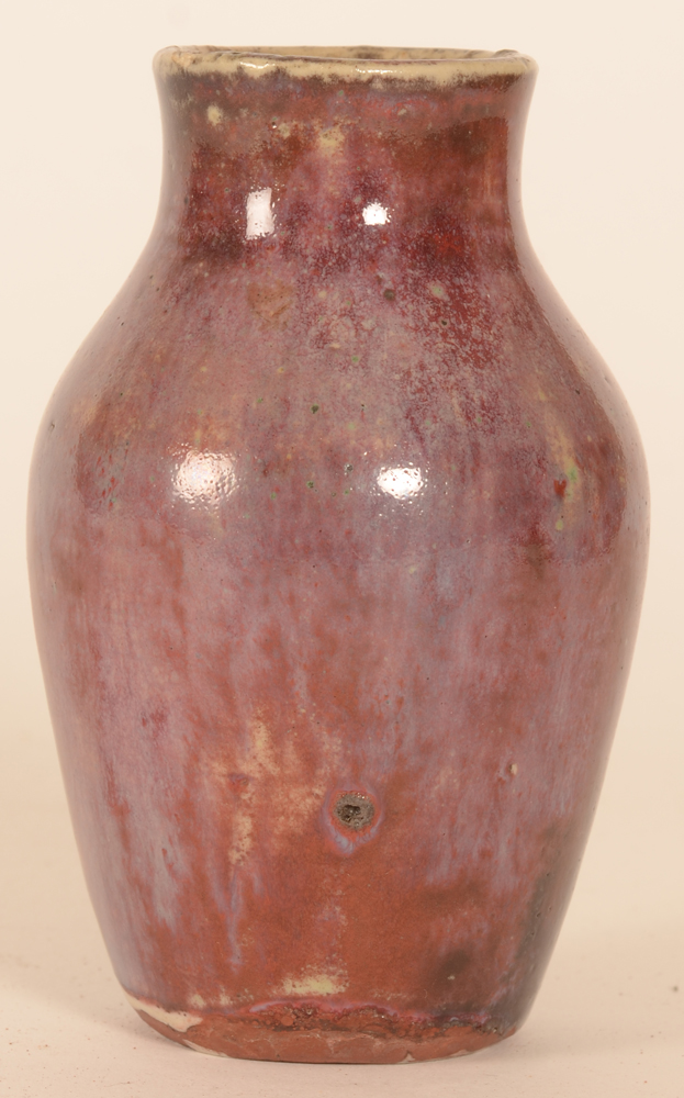 Emile Müller — Petit vase art nouveau dans le style chinois, signé sous la base