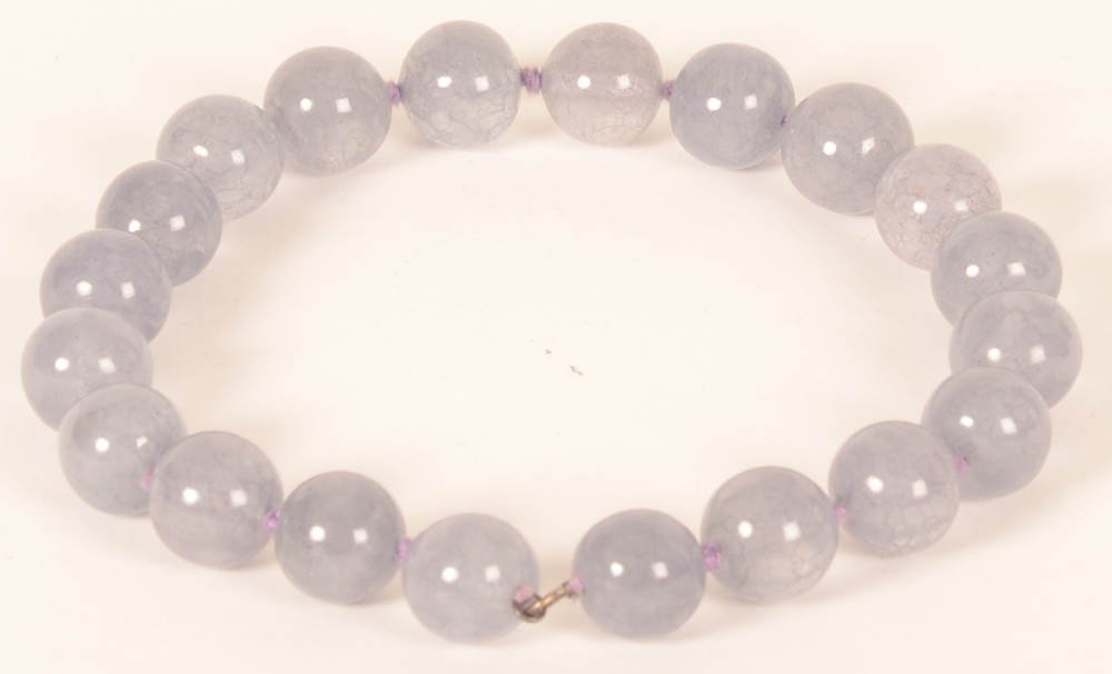 1930s lavender necklace — <p>showing the small silver clasp</p>