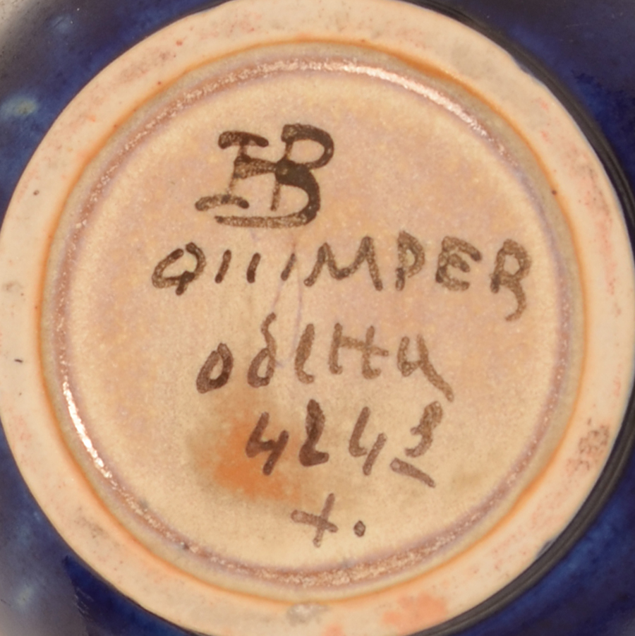 Odetta Quimper — Marks on the bottom of the base
