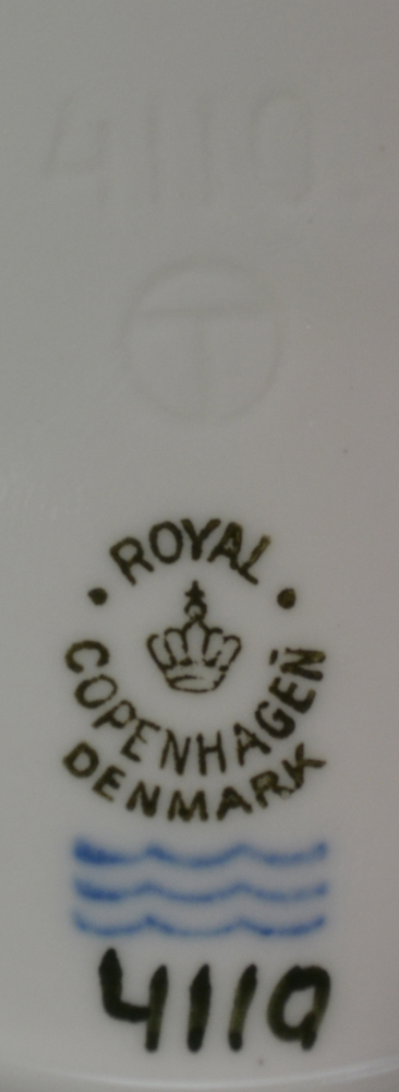 Thorklid Olsen — Marks on the bottom of the piece
