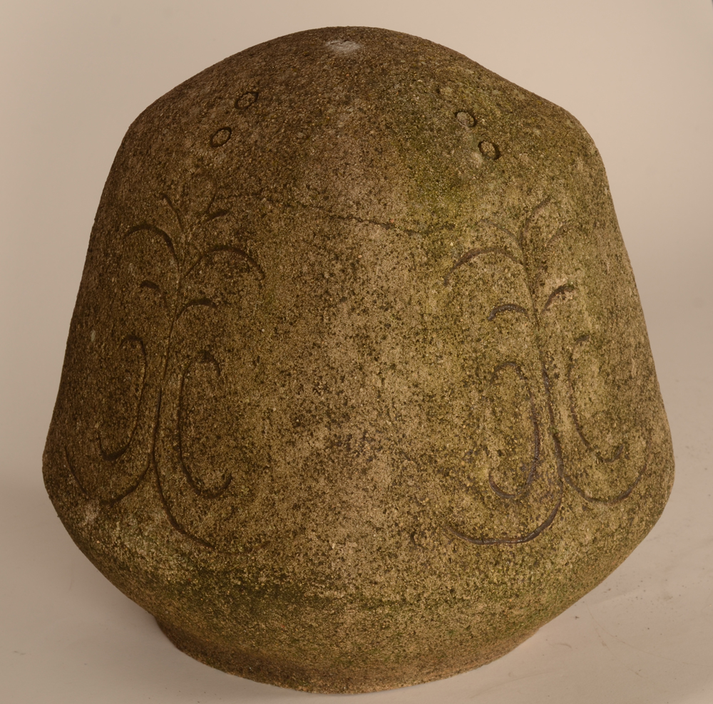 B. Otte Ceramic Stone Sculpture — Sculpture en céramique 39 cm de hauteur attribuée à Bertha Otte