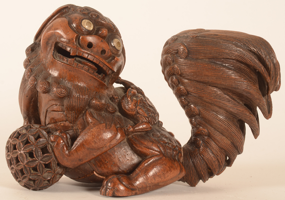 Chinese bamboo qilin — Un qilin en bambou taillé de belle qualité
