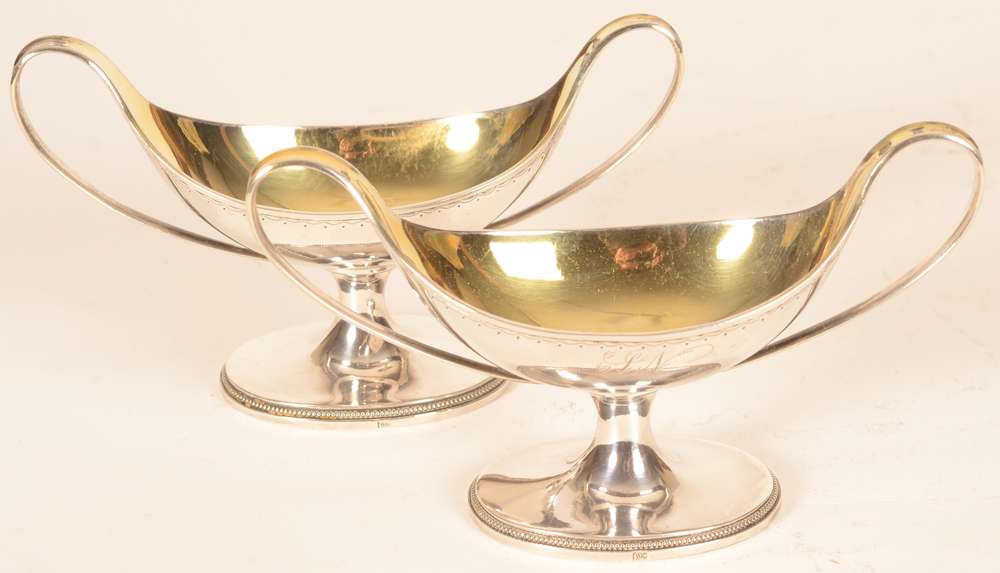 Felix Roelants — View form above with the inside gilt.