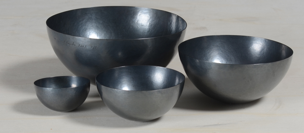 David Huycke — Objet en argent massif composant de 4 coupes