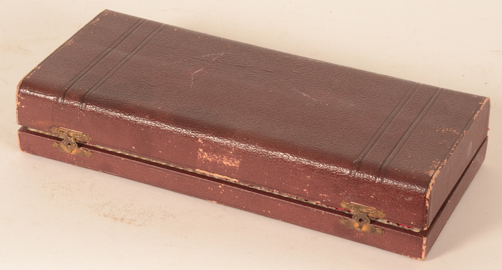 Schapmans — The box closed, showing wear and tear