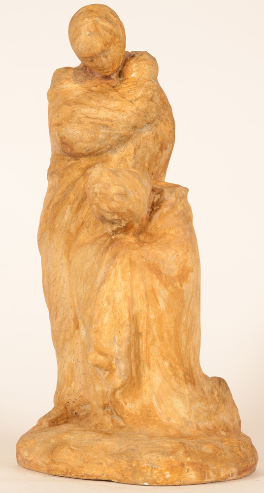 Oscar Sinia — view from the front, below