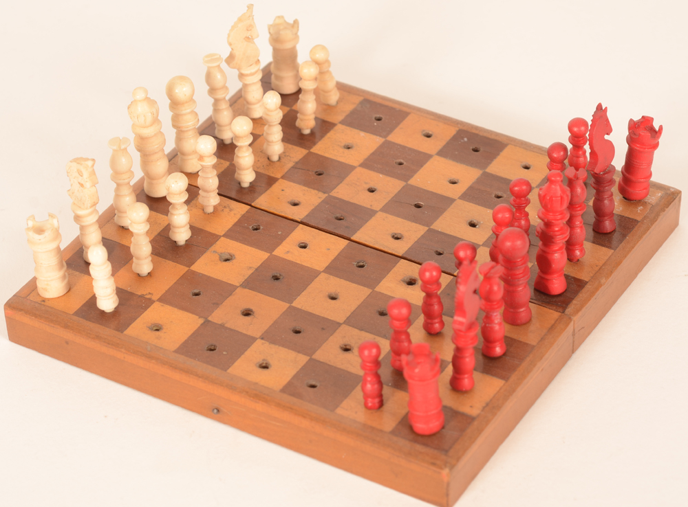 Travel chess set — Alternate view