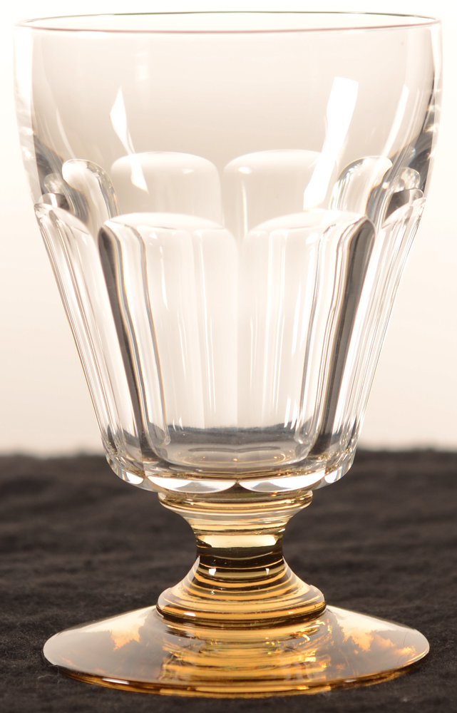 Val Saint-Lambert AD3 yellow foot 122 — Val St-Lambert, modele AD3 pied jaune, verre de vin en cristal, hauteur 122 mm&nbsp;<br>