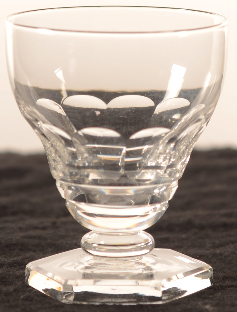 Val Saint-Lambert Aurillac cotes plates & 2 rings 79 — Val St-Lambert, modele Aurillac cotes plates &amp; 2 anneaux, verre de vin en cristal, hauteur 79 mm&nbsp;<br>