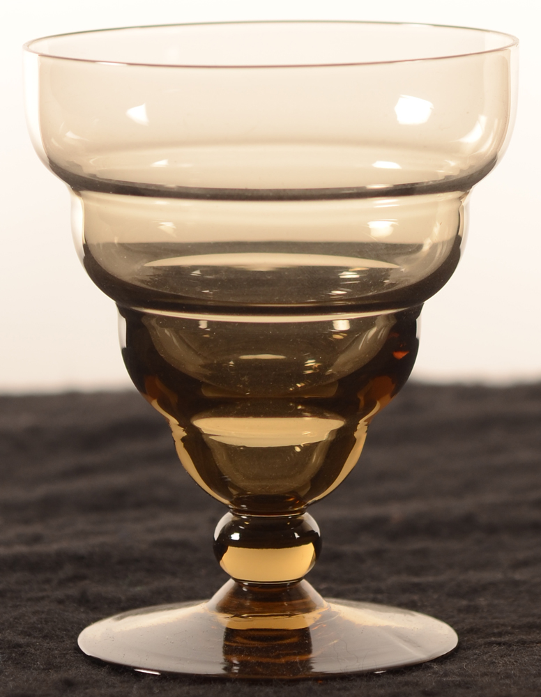 Daum Nancy 4 rings 98 — Daum Nancy, modele 4 anneaux, verre de vin en cristal, hauteur 98 mm&nbsp;