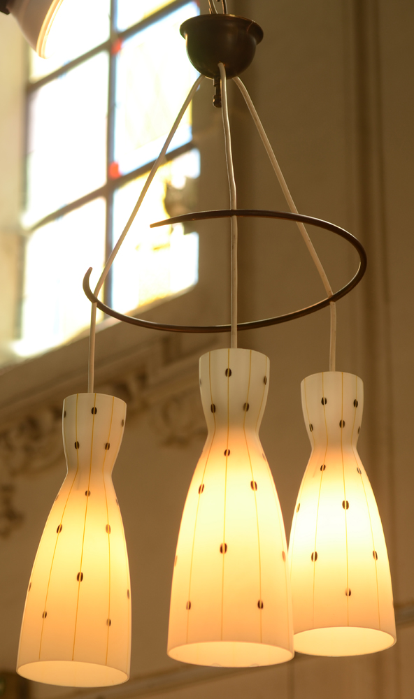 Vintage ceiling lamp — Alternate view of the lamp