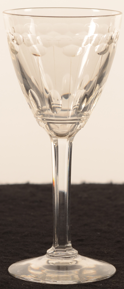 Val Saint-Lambert Nestor taille ecaille et olive 128 — Val St-Lambert, modele Nestor taille ecaille et olive, verre en cristal, hauteur 128 mm