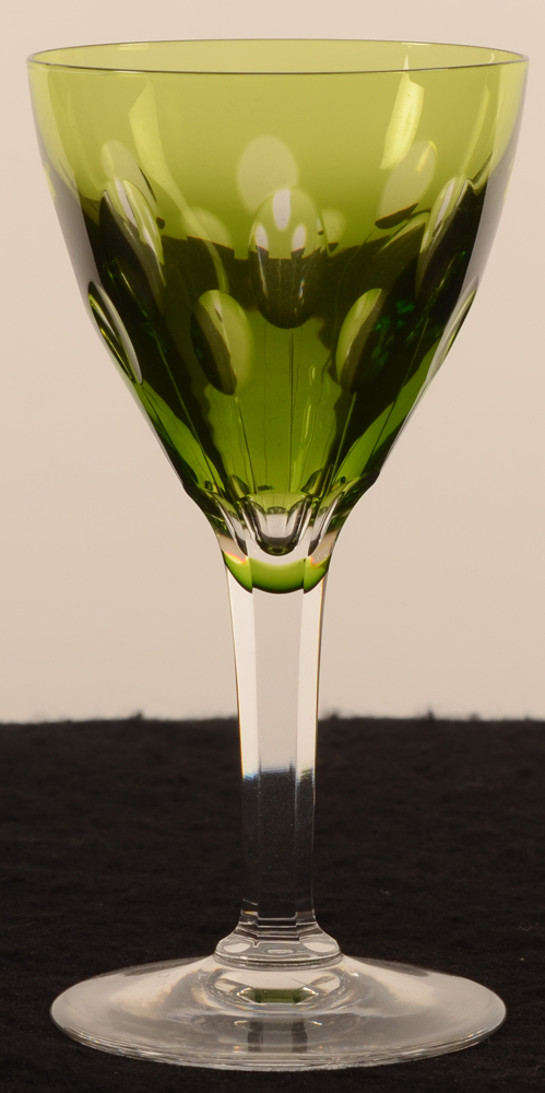 Val Saint-Lambert Nestor taille Hamlet green white 136 — Val St-Lambert, modele Nestor taille Hamlet, verre en cristal vert-blanc et blanc, hauteur 136 mm