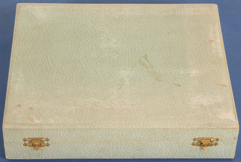 Wolfers Freres 206 L XVI — box closed, with wear and tear