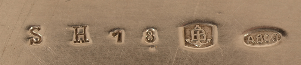 Wolfers Frères — Marks on the bottom of the piece