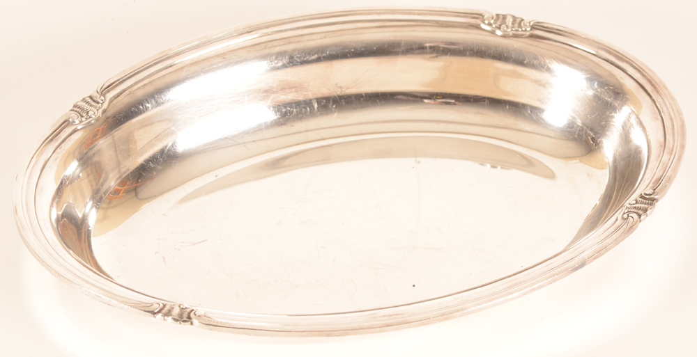 Wolfers Freres — Alternate view of the bread basket in good but used condition