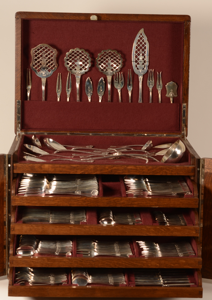 Wolfers Frères model 211 L XIV — Overview with the chest open