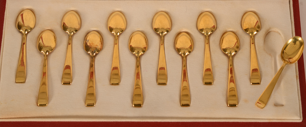Philippe Wolfers — Set de cuillières à moka en vermeil, modèle Gioconda, conçu pour l'Exposition des Art Décoratifs à Paris en 1925.
