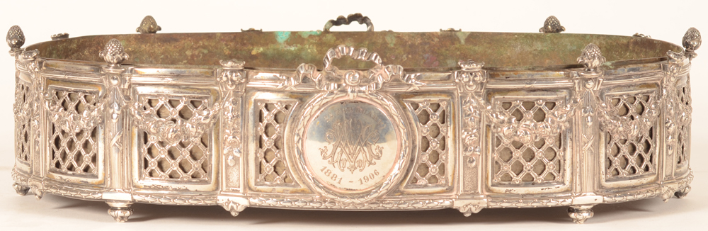 Wolfers Freres — side view of the wolfers piece